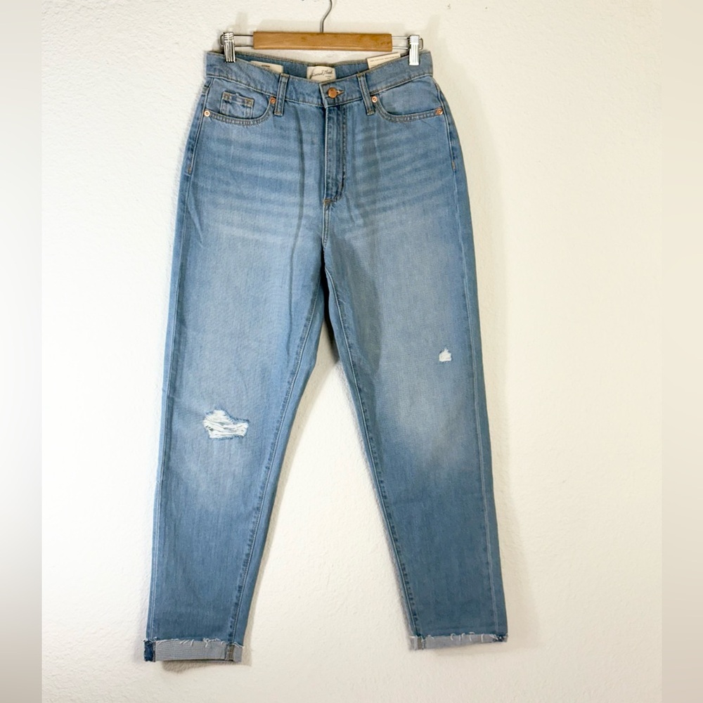 Universal Thread Blue Boyfriend Tapered Leg Jeans Sz 4
